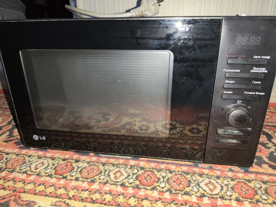 Продается микроволновая печь