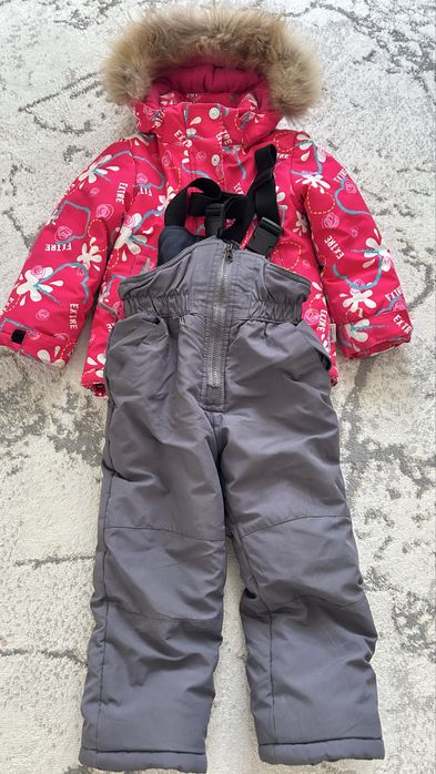 Продам детский зимний комбинезон
