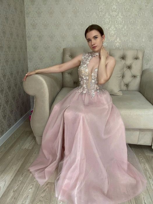 Продам новое платье