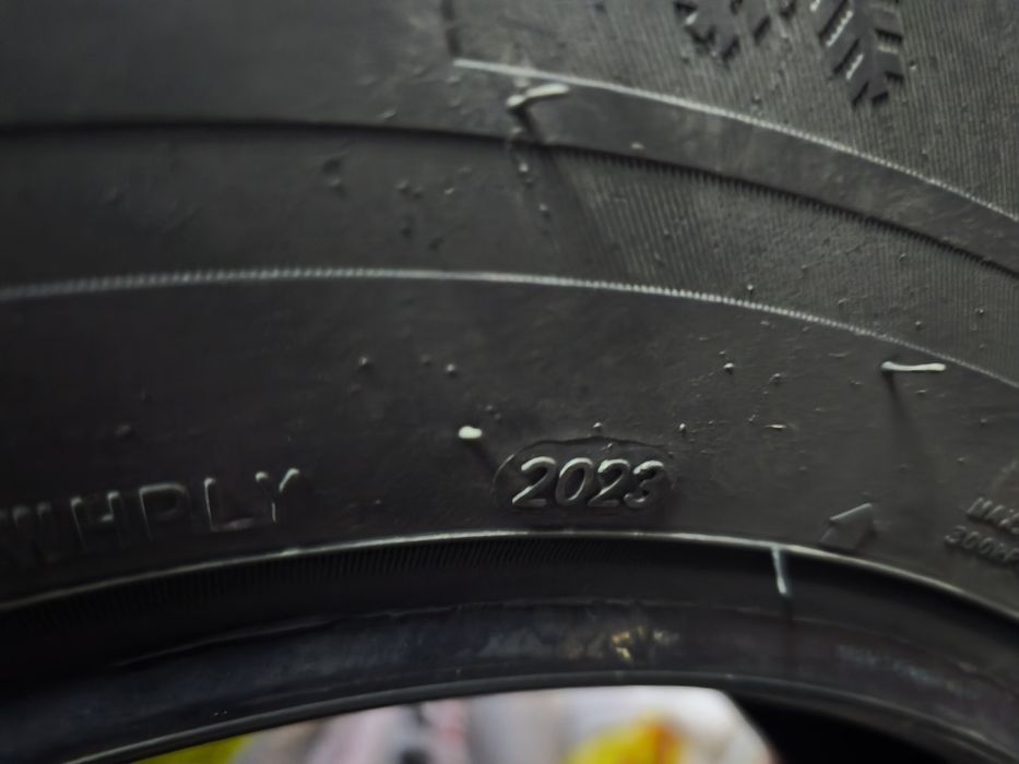 Шины 245/65 R16 шипованнве