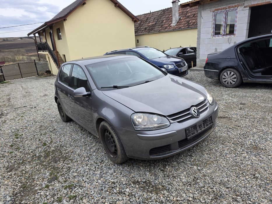 Dezmemrez golf 5 /Golf 5 plus  detalii in anunt