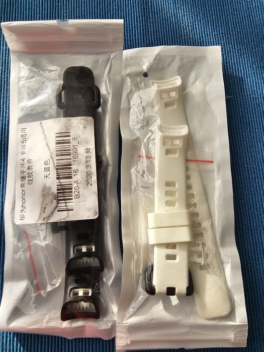 Фитнес гривна Huawei Honor Band 4