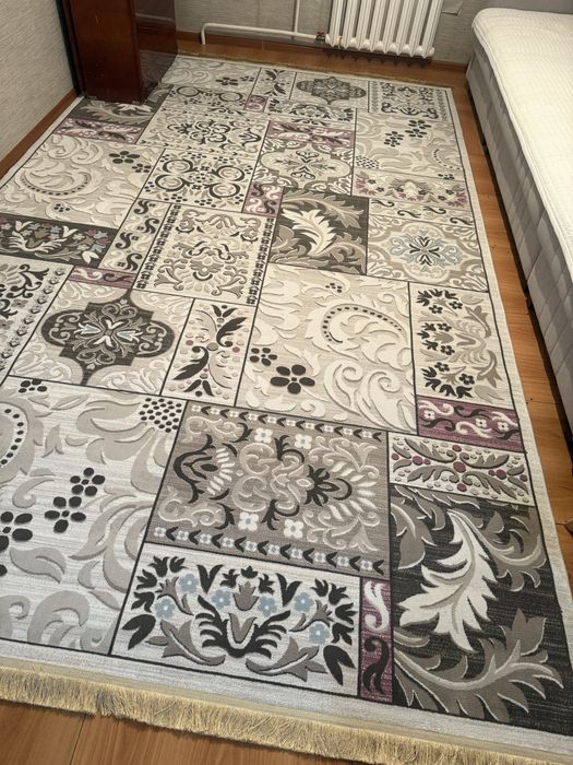 Продам ковер в отл состоянии