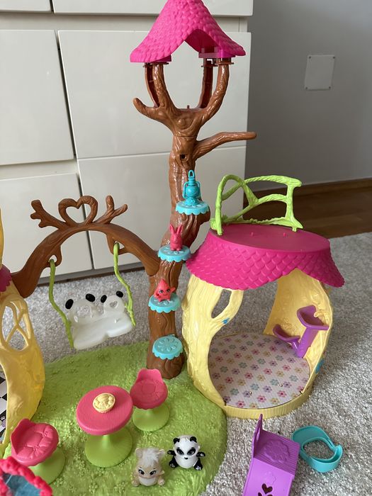 Очарователните Енчантималс и тяхната къща