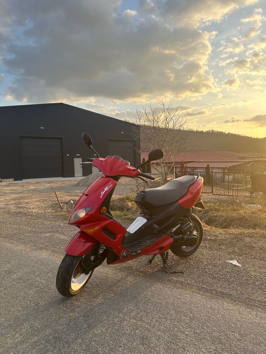 Peugeot speedfight 1