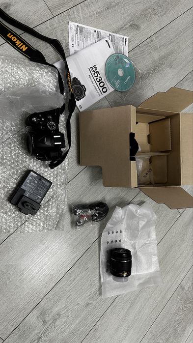 Nikon D5300 kit 18-55 , maxim 2000 poze facute