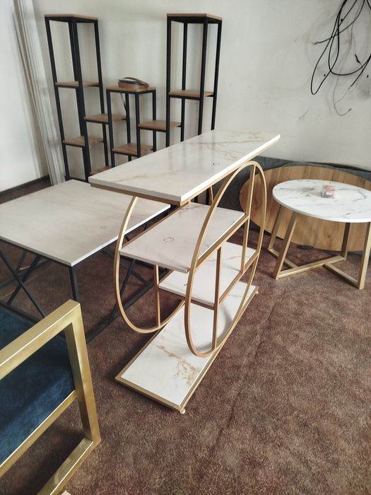 Loft mebel  konsol avalnaya.