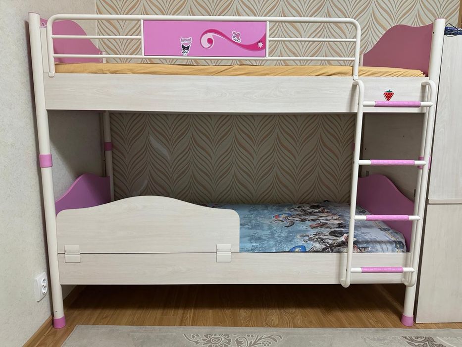 Продам детскую турецкую спальную мебель Cilek
