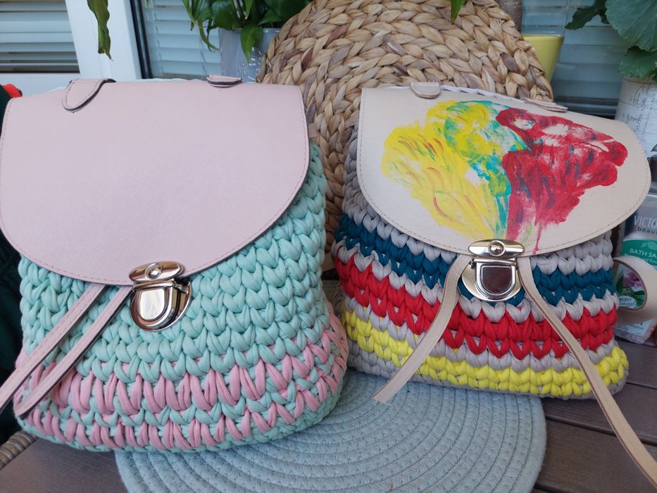 Дамска раница свежи цветове