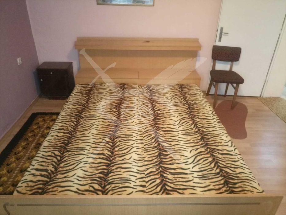 Дава се под наем Етаж от къща в Варна, Галата - 40 кв.м за 150 € - Снимка #2