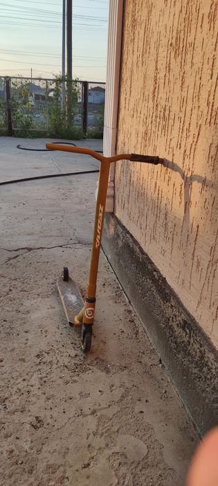 Велосипеды и трюковой самокат