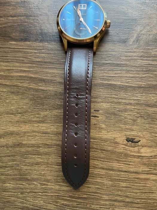 Оригинален швейцарски часовник Grovana / Позлата / 43 мм