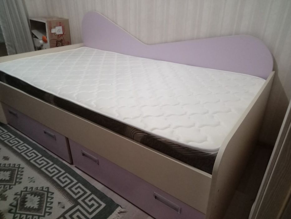 Детская кровать из ЛДСП