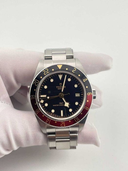 Часы Tudor Black Bay GMT