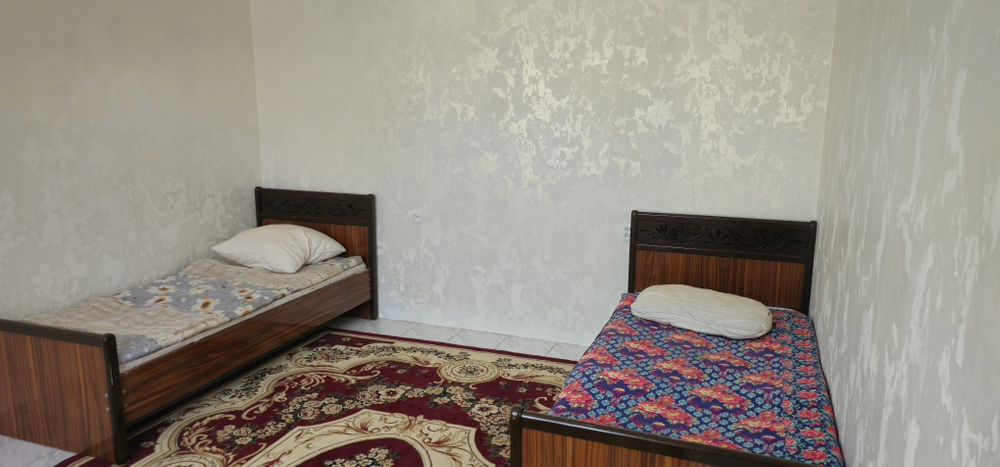 Arenda Hovli Kvartira Uchaska  Eshonguzar Nurafshon bekbaraka bektopi bozoriga yaqin