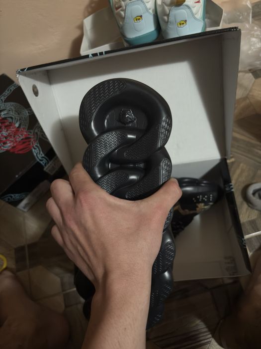 Versace Chain reaction