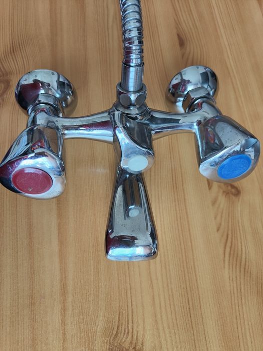 Baterii sanitare baie-bucatarie