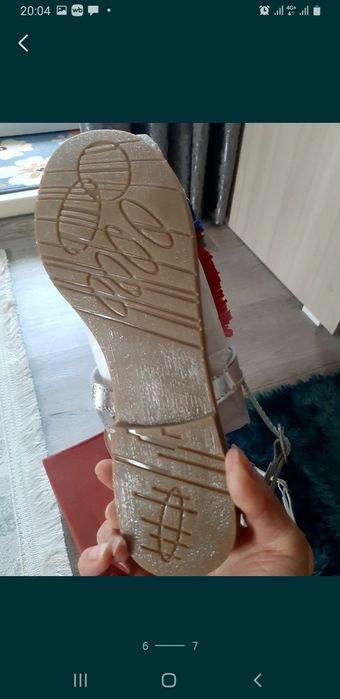 Новые кроссовки и босоножки