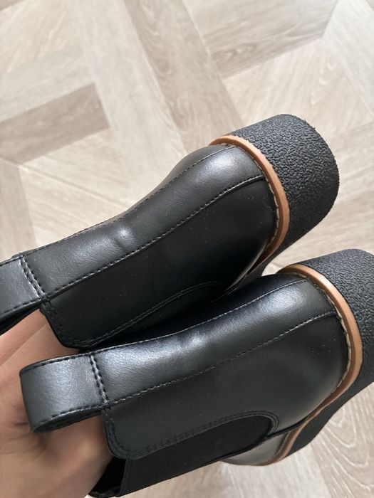 Ботинки H&M  р.37 новые