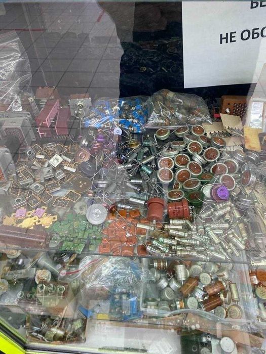 Радиодетали платы микросхема