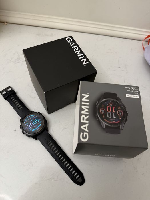 Продам Garmin Fenix 8 ( 43mm)