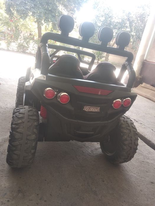 Detskiy baggi sotiladi