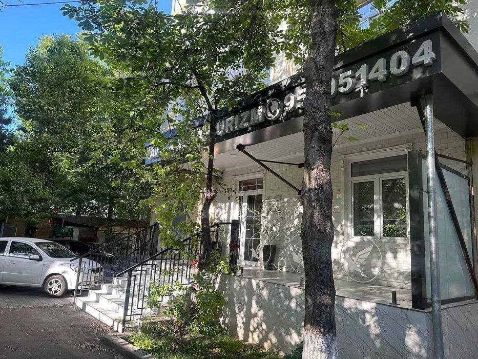 Продается коммерческое помещение на ул Навои, первая линия!