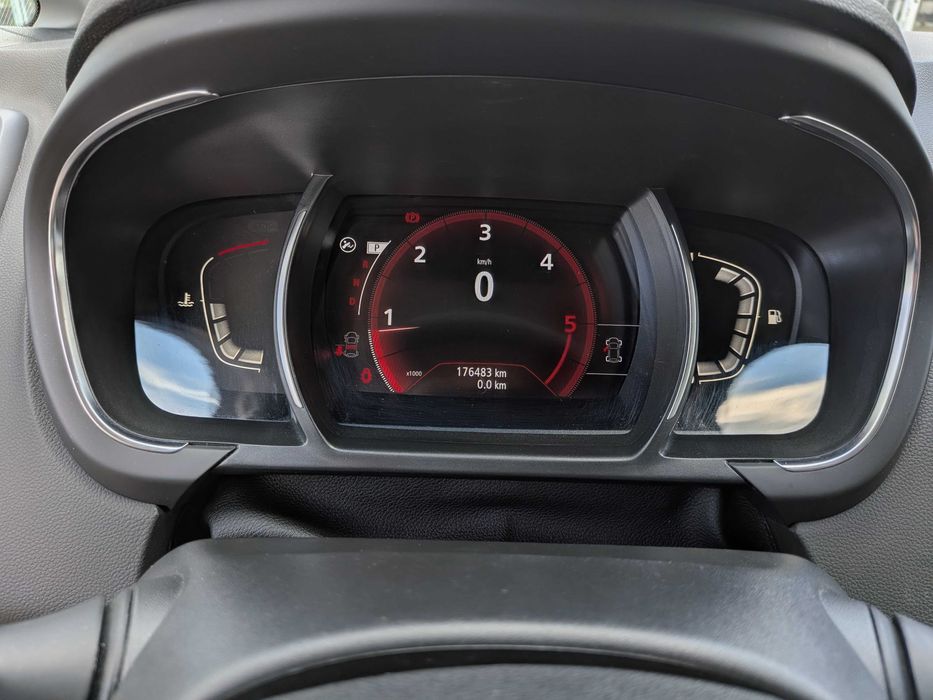 RENAULT Scenic 2019 — imagine 2