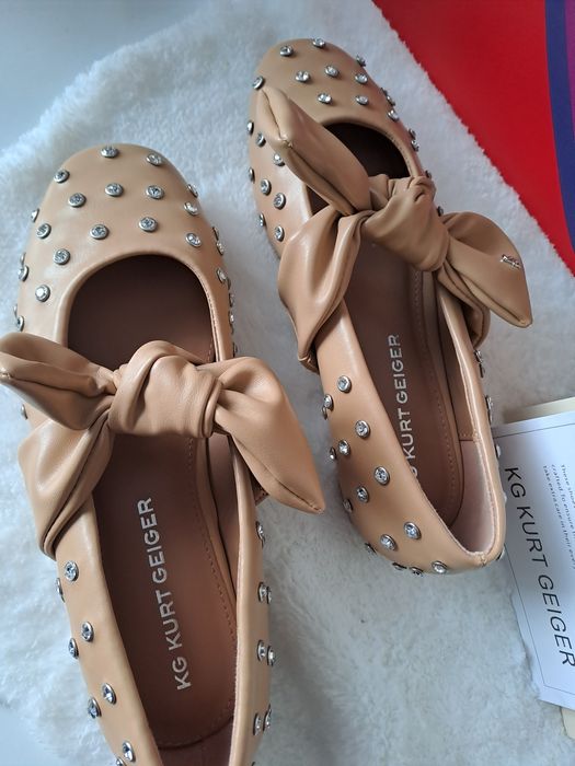 Нови дамски маркови обувки