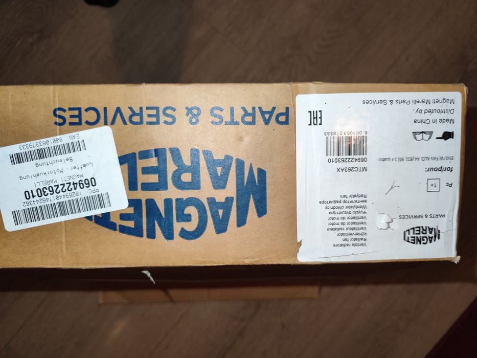 Vând ventilator radiator MAGNETI MARELLI  nou