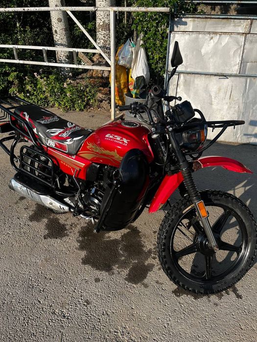 Мотоцикл GSX suzuki