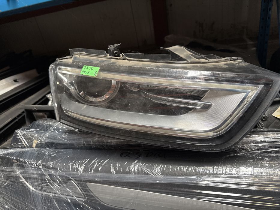 Far dreapta Audi Q3 2012 / 8U0941004H
