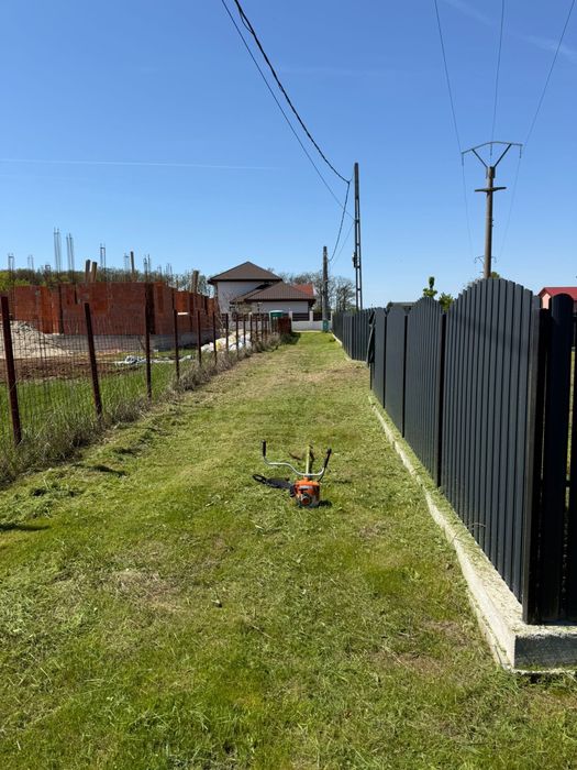 Teren Ghermanesti langa padure