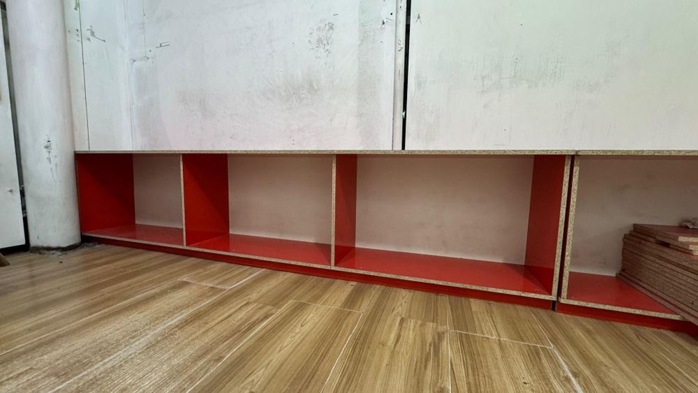 Продам шкаф под торговлю