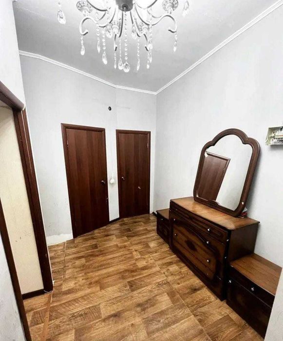 Продам 2 комн. квартиру в Уральске