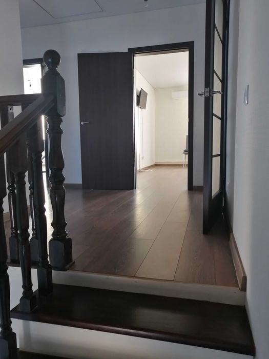 Частный большой дом