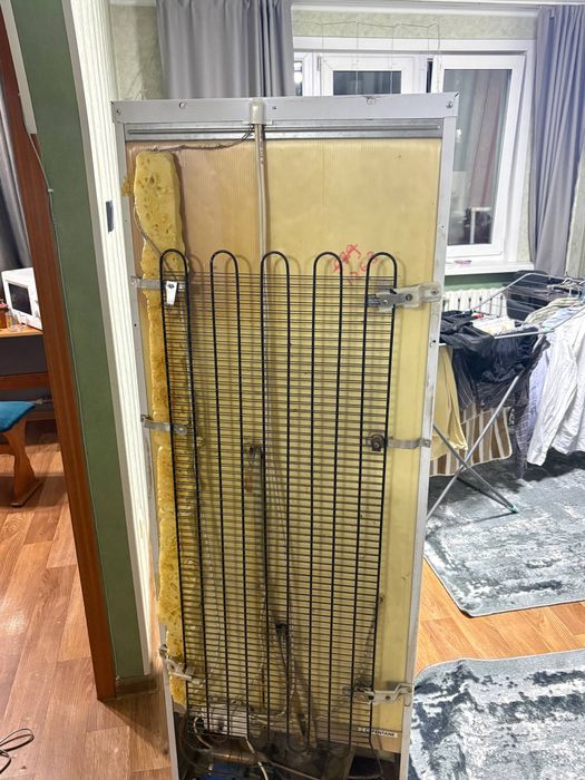 Indesit холодильник