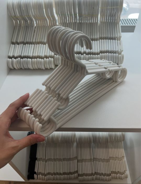 Продам детские вешалки