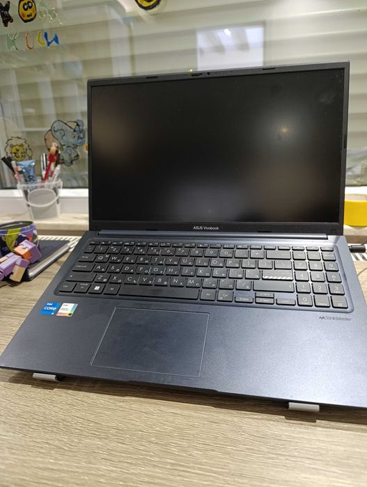 Лаптоп Asus Vivobook