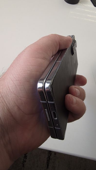 Samsung Galaxy Z Fold 5 | Funcționare 10/10 | Liber de rețea