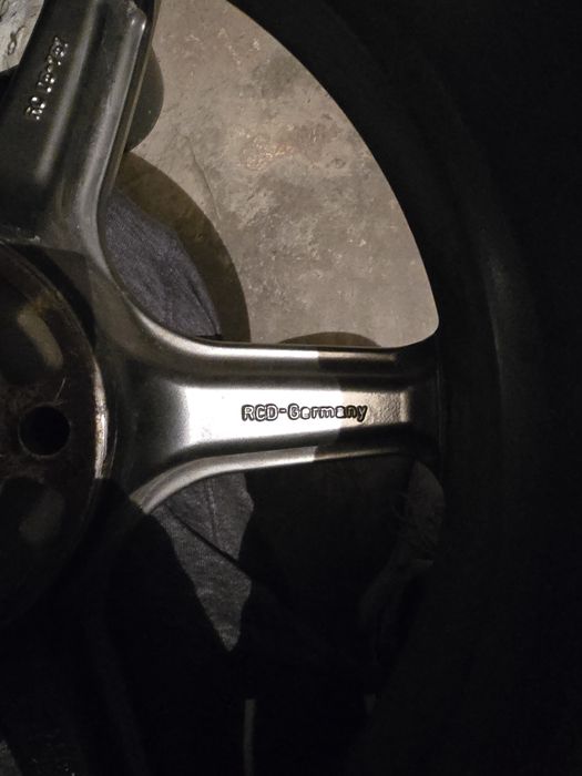 4 броя RC Design RC-05 16ки 7.5Jx17H2
7.5Jx17H2