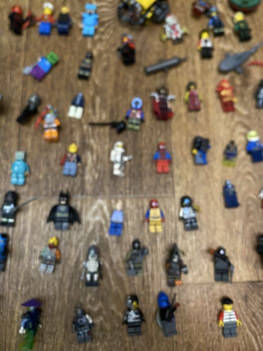 Lego минифигурки/человечки