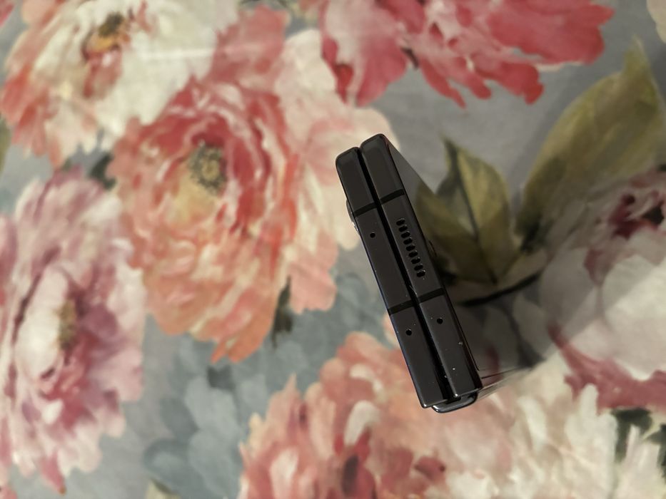 Samsung z fold 5 256gb bat. 82 %