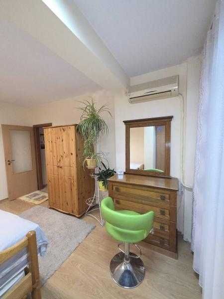 Дава се под наем Тристаен апартамент в Бургас, Славейков - 98 кв.м за 510 € - Снимка #8