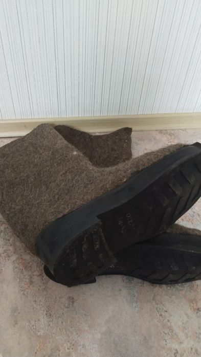 Продам новые валенки