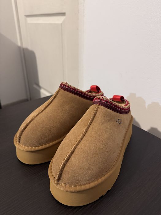 UGG Tazz Chestnut Marimea 37 Noi
