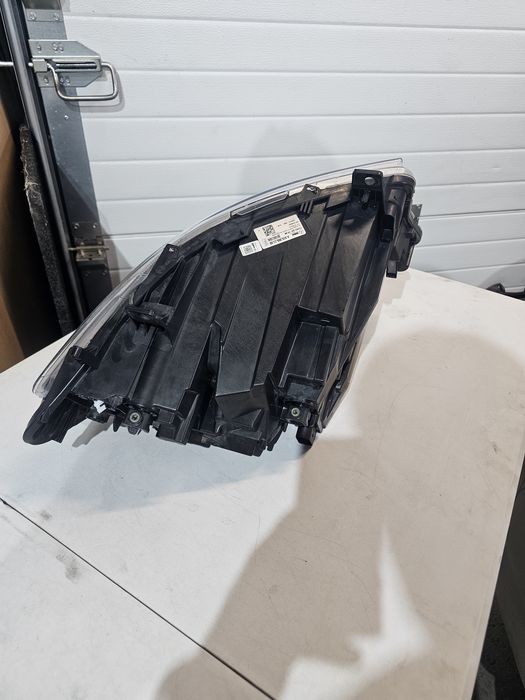 Far stanga  Mercedes Sprinter W907 W910 Full Led 
Stare impecabilă! 
Cod: A91090