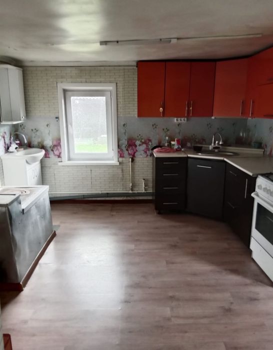 Продам отдельностоящий дом. Бензострой