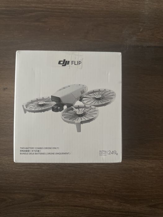Drona Dji Flip alba
