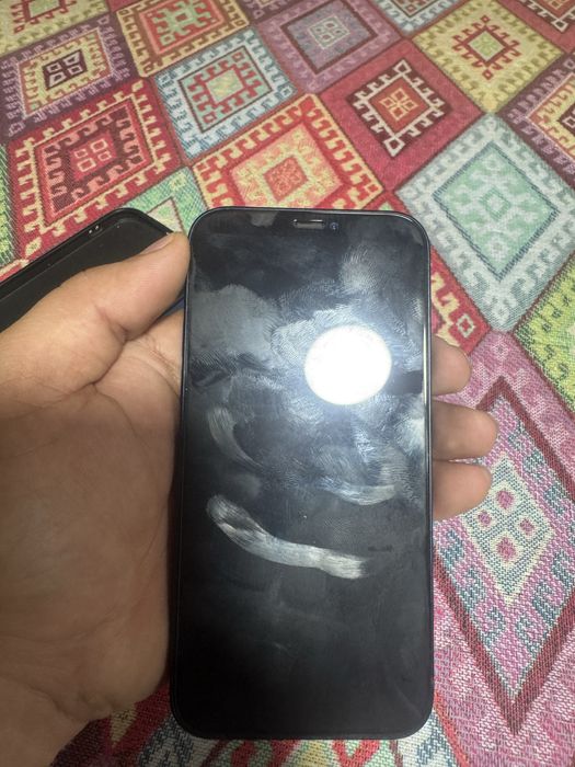 Iphone 12 128 G.